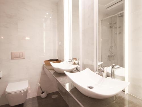 Apartamento nuevo y de lujo en puerta del sol - image 13