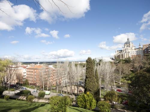 Precioso apartamento en la latina palacio real - image 14