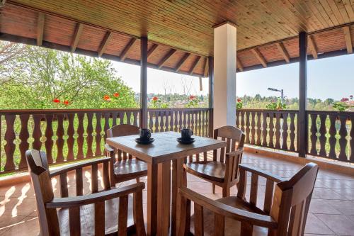 Villa Arbanashki Han - image 2