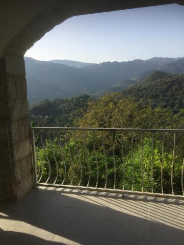 VILLA SANTINE AVEC TERRASSES et VUE PANORAMIQUE meublé tourisme 4 étoiles