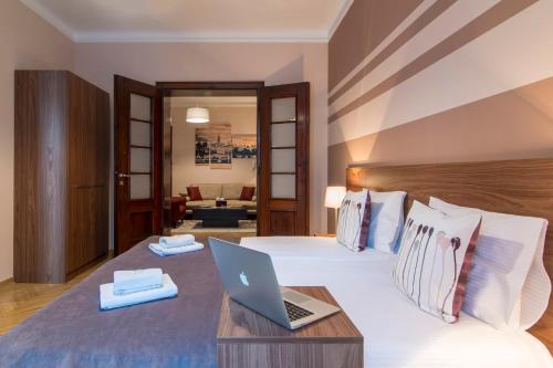 Apartments Top Central 3 - image 10