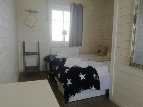 2 twin beds