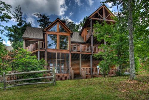 Amazing Grace Cabin - main image
