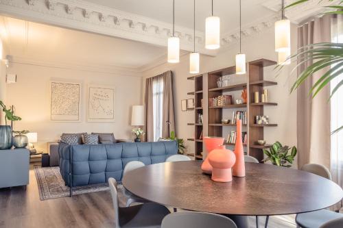 140083869 Casagrand Luxury Suites