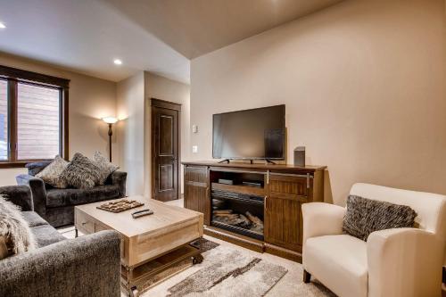 River Run Townhome RR76 - image 5