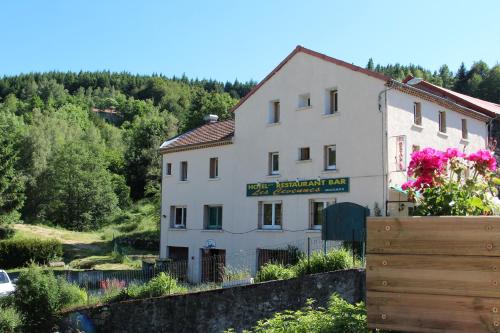 Logis Hôtel Restaurant Les Cévennes