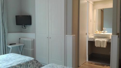 Hotel Xalet la Coromina - image 11