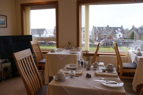 Greencourt Guest House - image 3