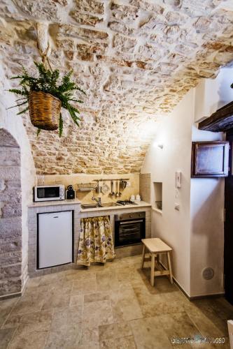 Borgo Noci 5