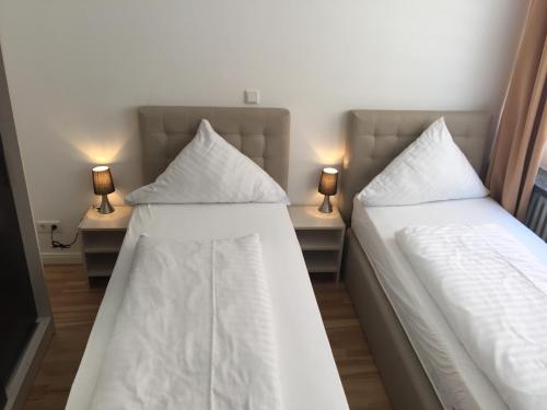 Hotel Central Hannover - image 12