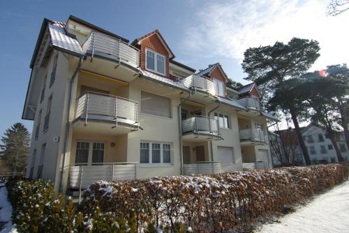 Ferienwohnung Juliane in der Villa zum Kronprinzen direkt gegenüber der Saarow Therme - image 13