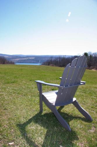 Lakeside Resort - Accommodation - Watkins Glen