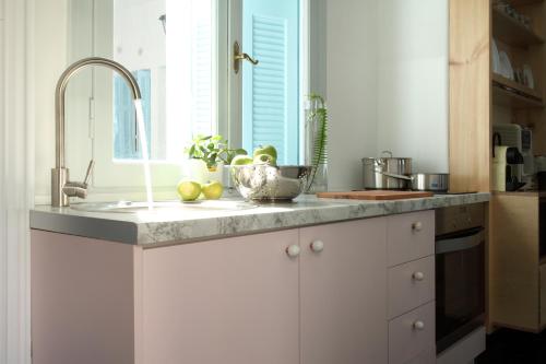 Live in Athens THISEIO Historic House - image 7