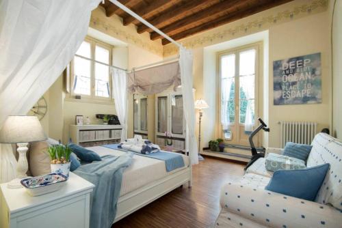 Old Borgo Vico - image 9