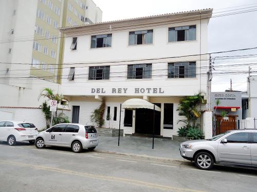 . Del Rey Hotel