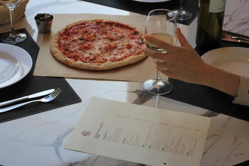 Evripides Hotel - main image