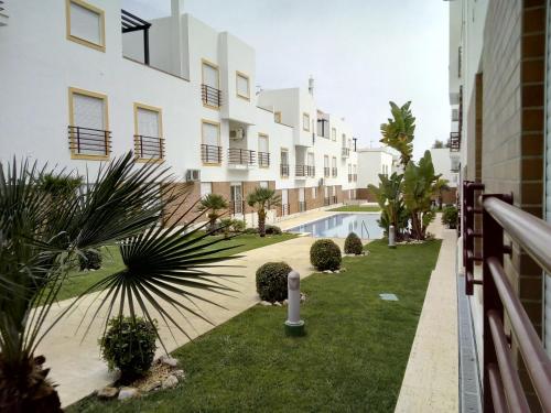 Top Floor, Double Terrace, Sea View