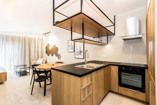One-Bedroom Apartment image 10