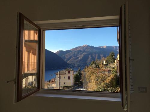 Dea House, Nesso