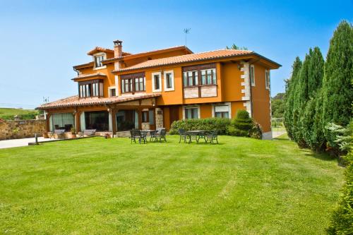  Hospedaje Granada, Pension in San Vicente de la Barquera