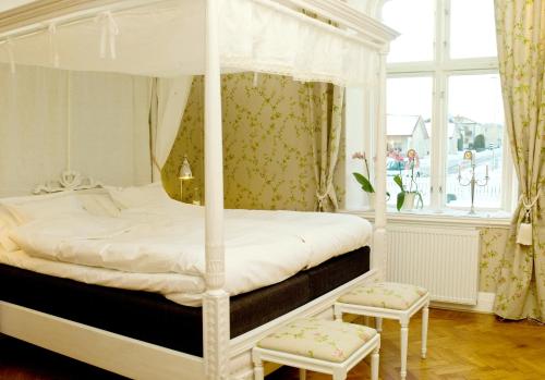 14014651 Annas Hotell