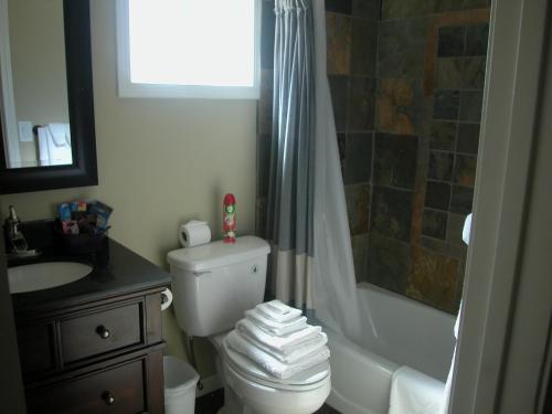 Big B's Den - image 5