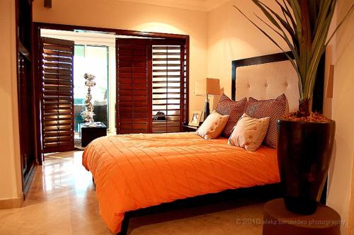 Las Olas Resort & Spa
