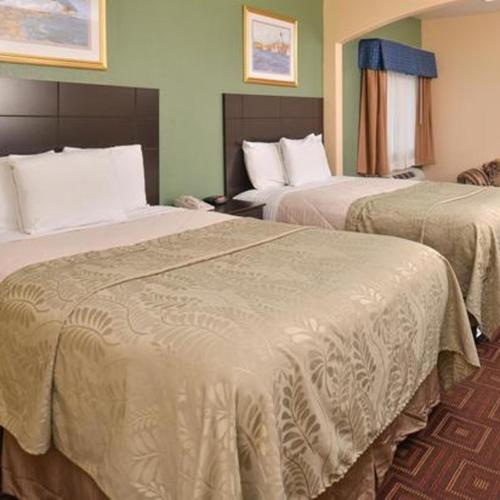 Queen Room with Two Queen Beds