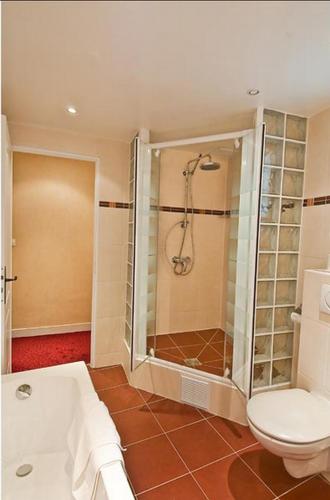 L'Ouest Hotel - image 7