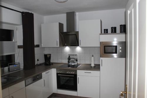 Kitchen, Ferienhaus an der Grenze zu Hamburg Zentrale Lage in Other