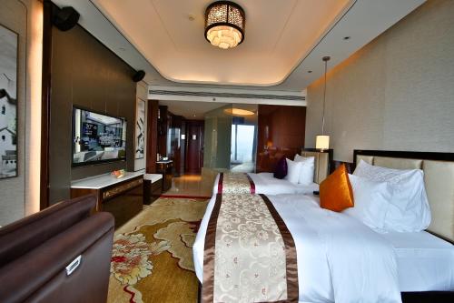 Business Twin Room image 2