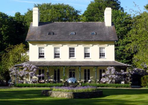 Plas Bodegroes Restaurant With Rooms