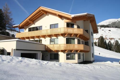 Ferienwohnung am Winterhaus, Pension in Tux