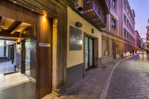 Elvira Suites - image 8