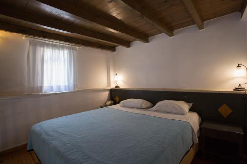 1 double bed