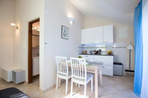 Apartments Tamaris - image 6
