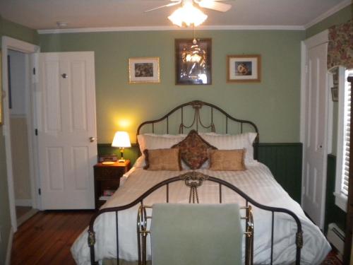 The Stirling House Waterfront Inn Greenport