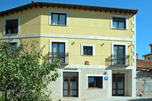 . Hotel Brezales