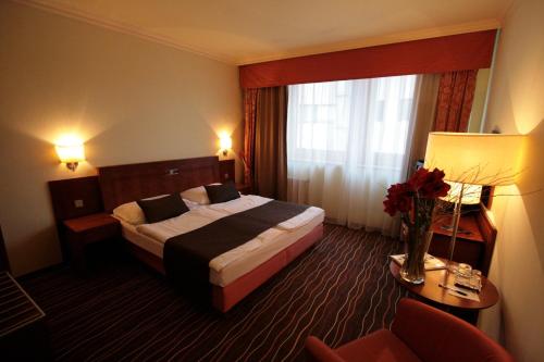 Luxury Family Hotel Bílá Labuť, Прага (фото 4)