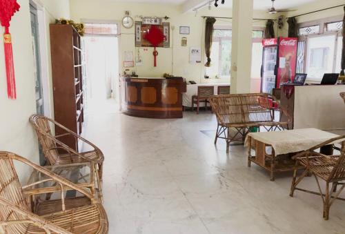 Lobby, 行者之家SUNFLOWER in Lumbini