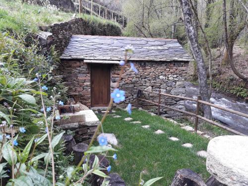  Casa do Moinho in Cinfães