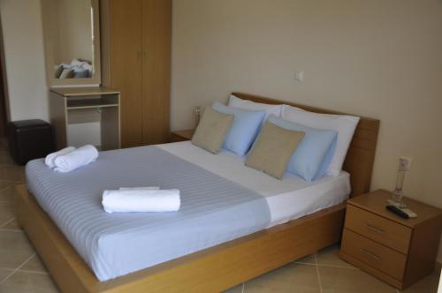 Belvedere Hotel & Suites - image 2