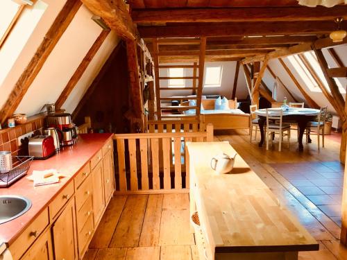 Konyha, Pension Laura in Chribska