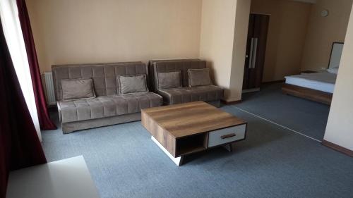 Meka Hotel - main image