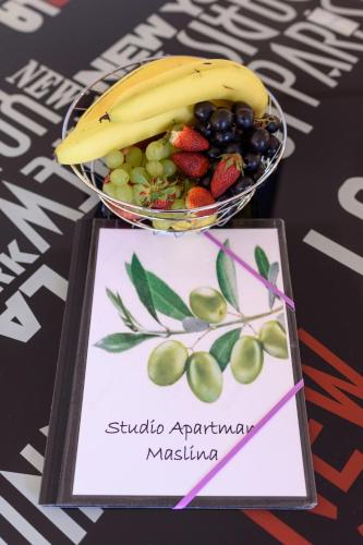 Studio Apartment Maslina