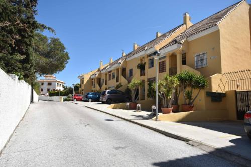 Apartment room in Beautiful beachside duplex apartment with amazing sea views