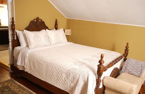 Victorian Luxury One Bedroom Apartment in St. Augustine, USA