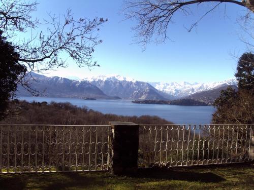  casa falcina, Pension in Cerro Lago Maggiore