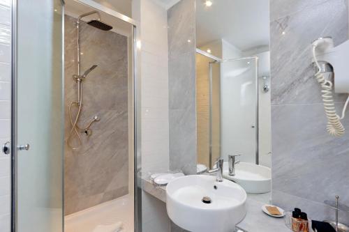 Domus Monami Luxury Suites