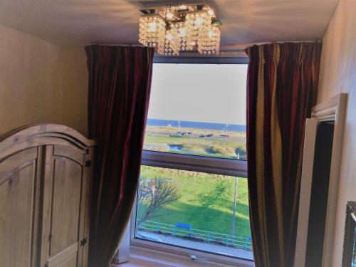 Double Room with Sea View image 10